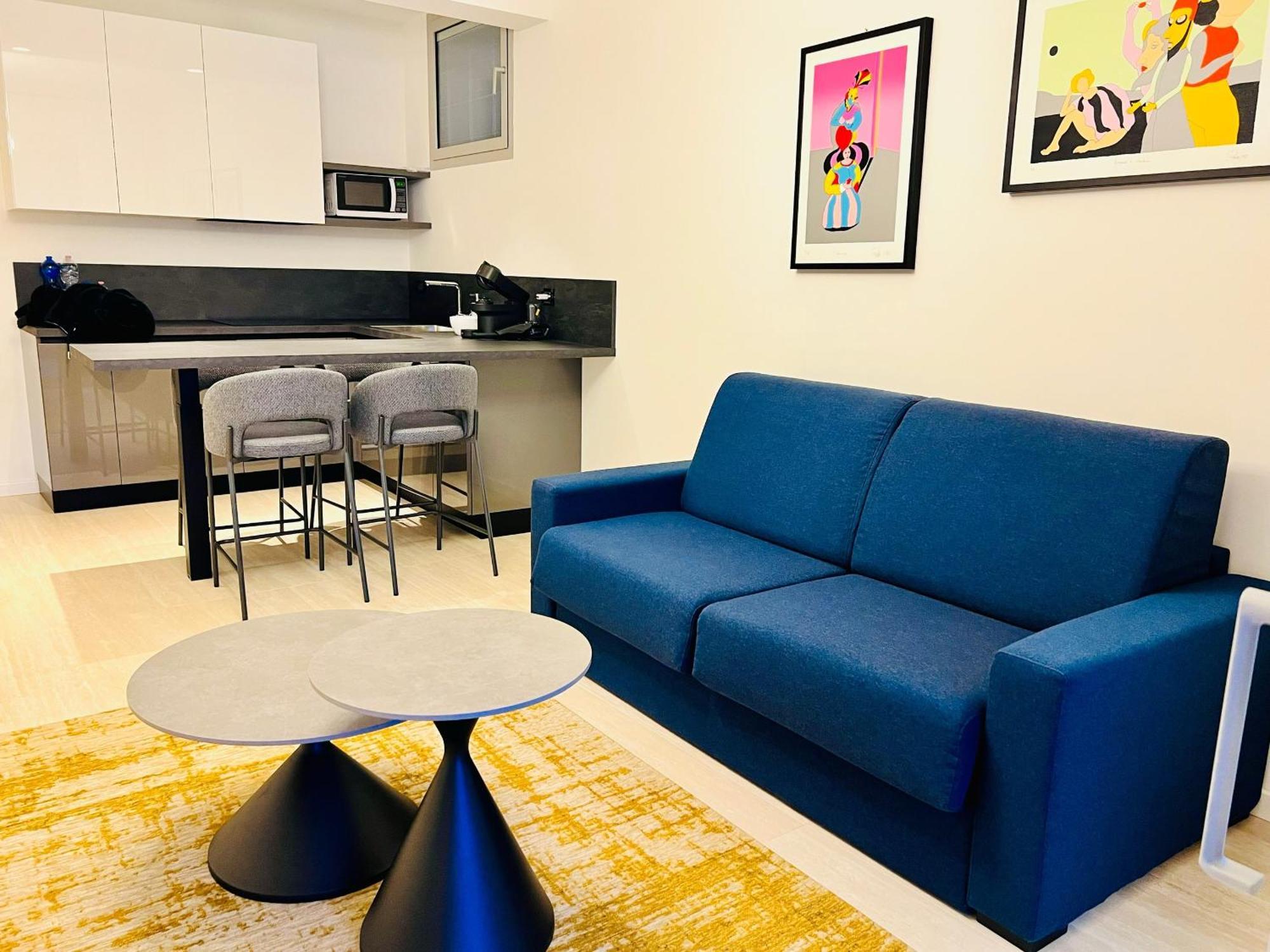 Cremona Inn Aparthotel Екстериор снимка