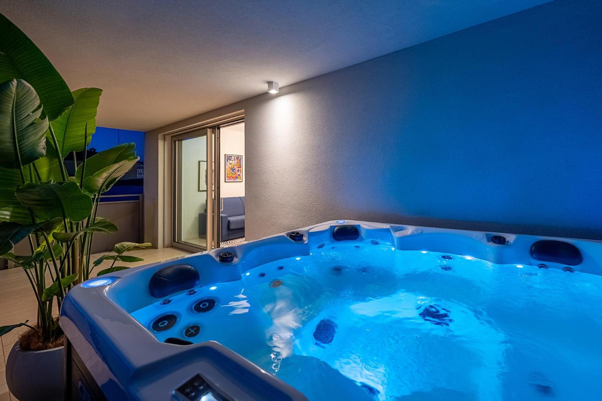Cremona Inn Aparthotel Екстериор снимка