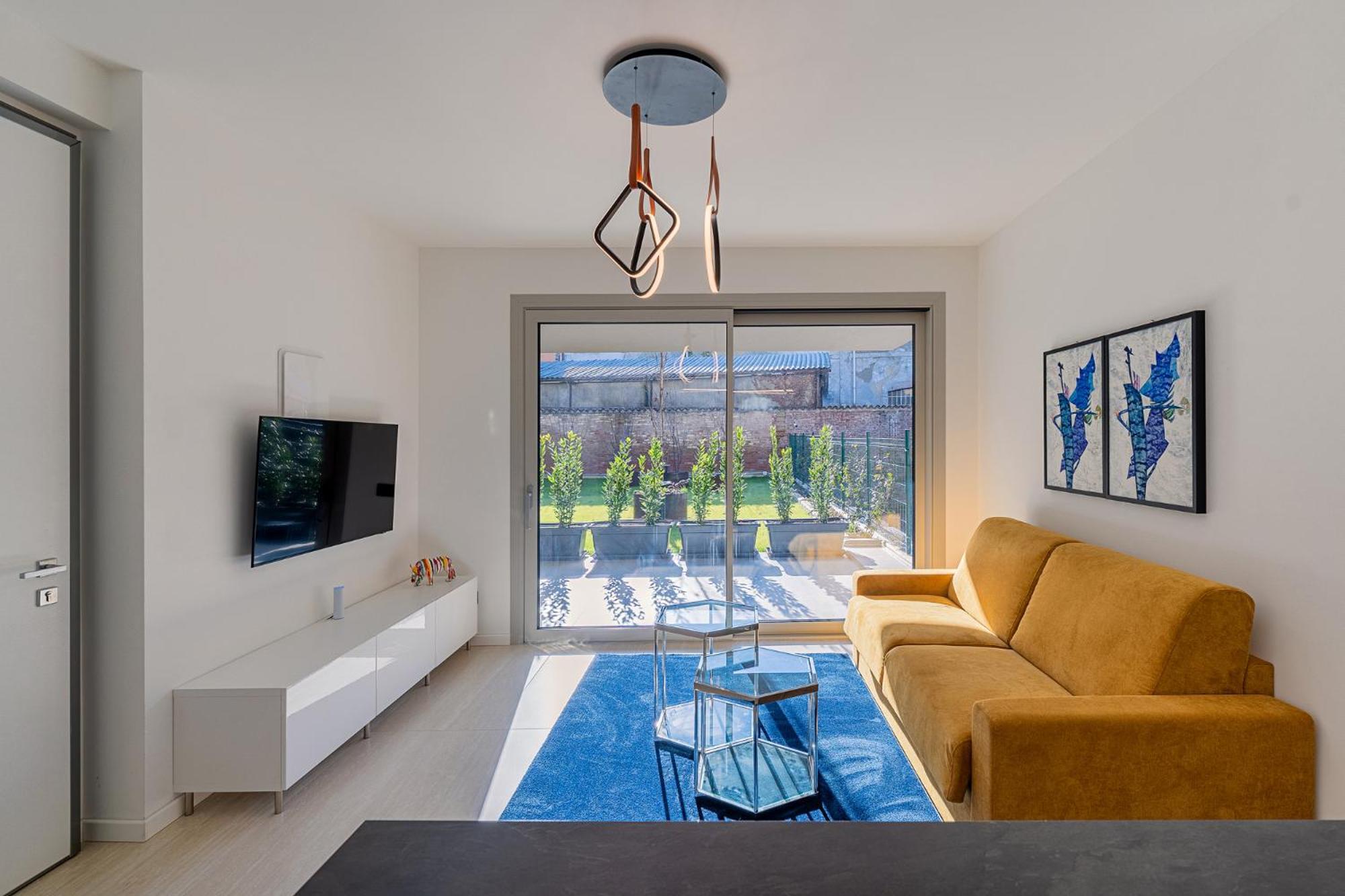 Cremona Inn Aparthotel Екстериор снимка