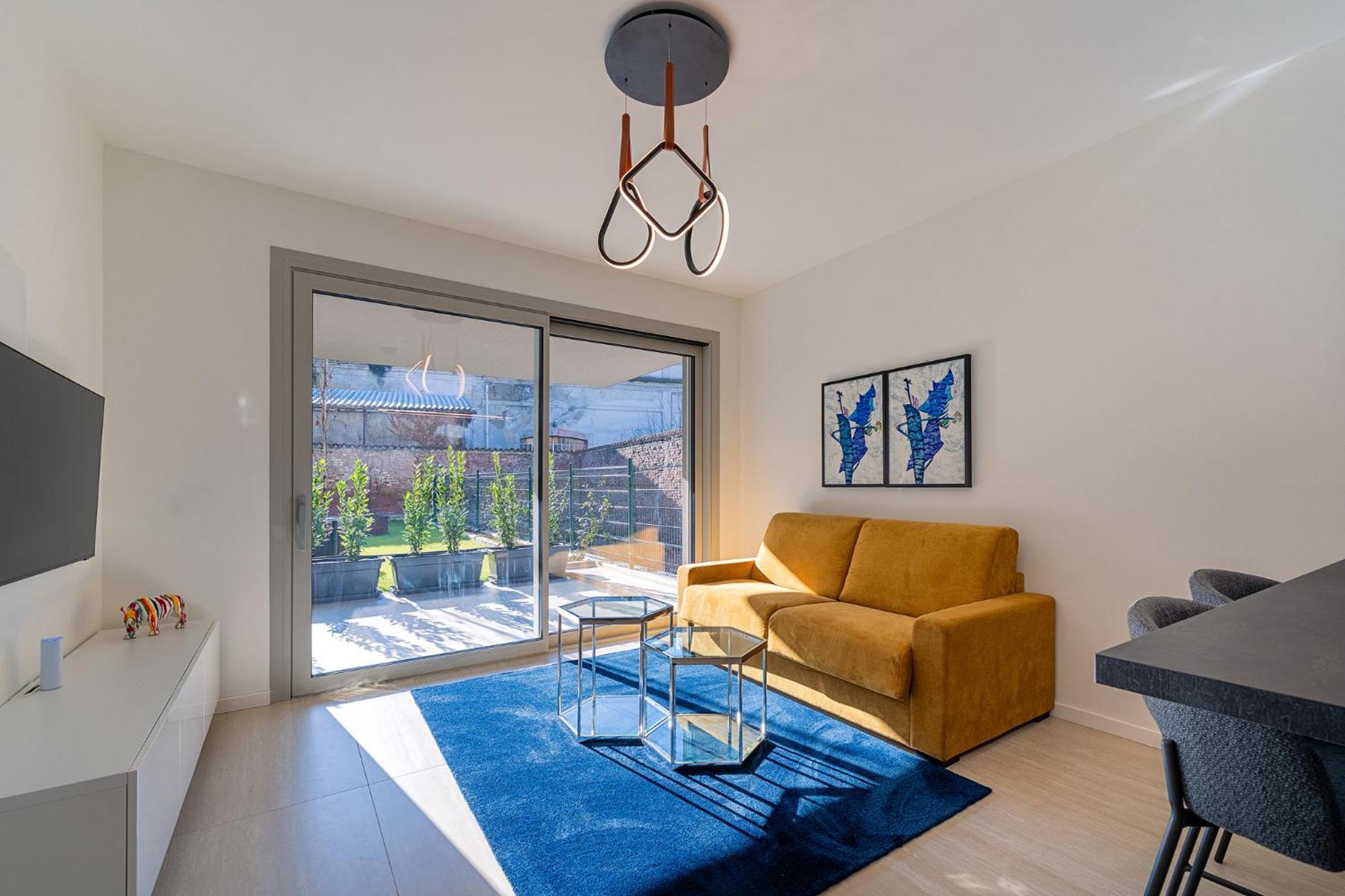 Cremona Inn Aparthotel Екстериор снимка