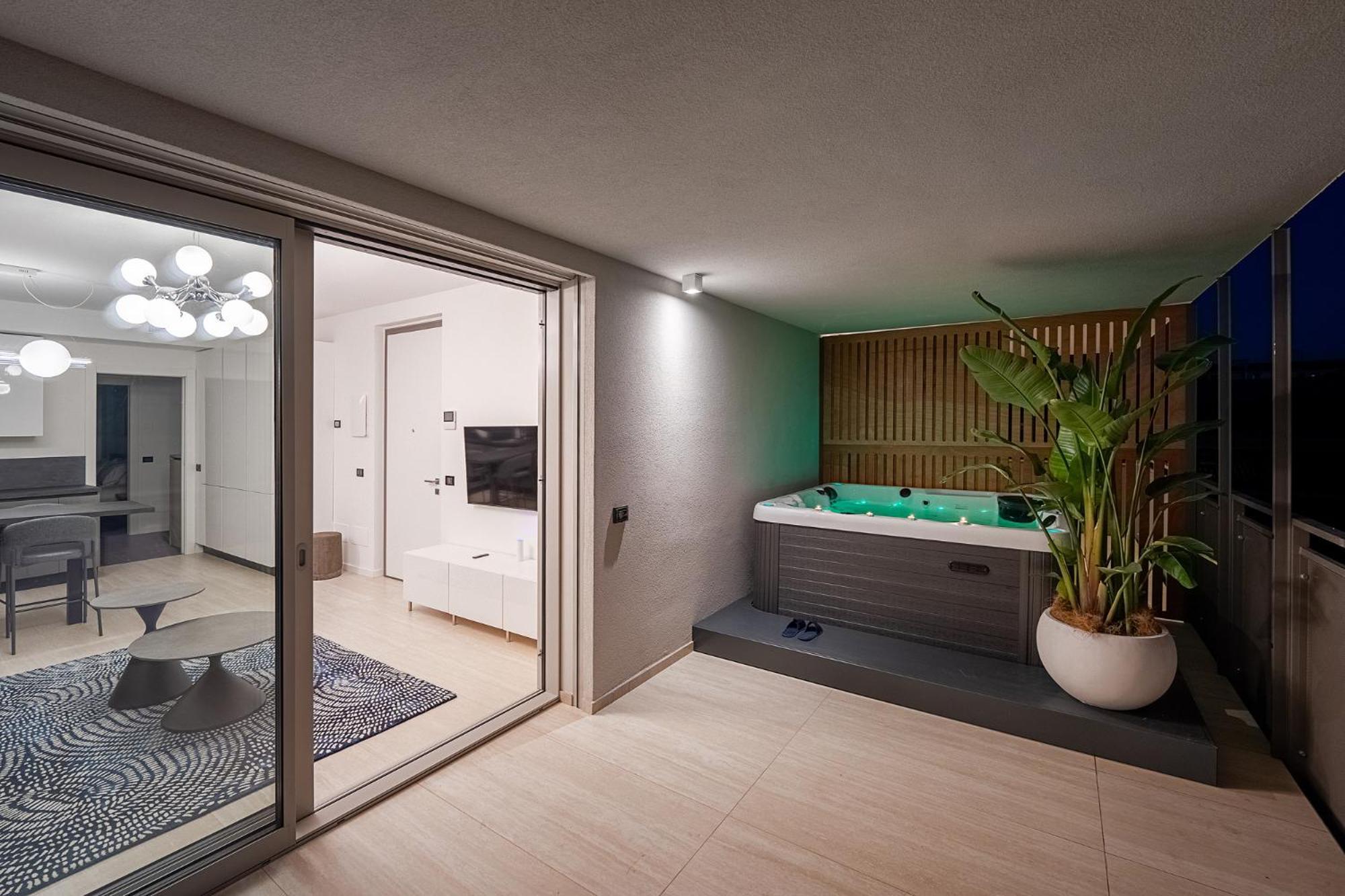 Cremona Inn Aparthotel Екстериор снимка
